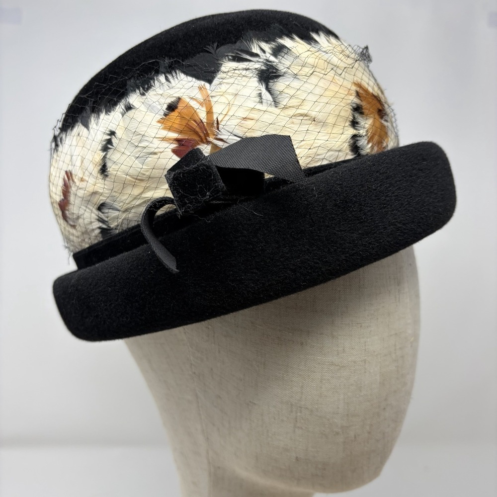 Vintage 50's Union Made Velour Hat Feather Band Netting Black Cocktail Tilt 21"